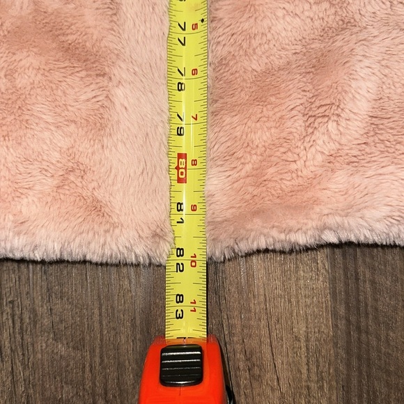 Shaggy Faux Fur Comforter Set with Sham Blush in color Size Twin EUC - Picture 5 of 7